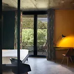Hotell La Zoologie & Bordeaux