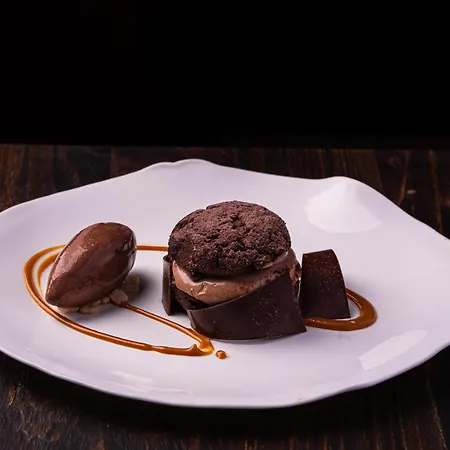 מלון La Zoologie & 4*