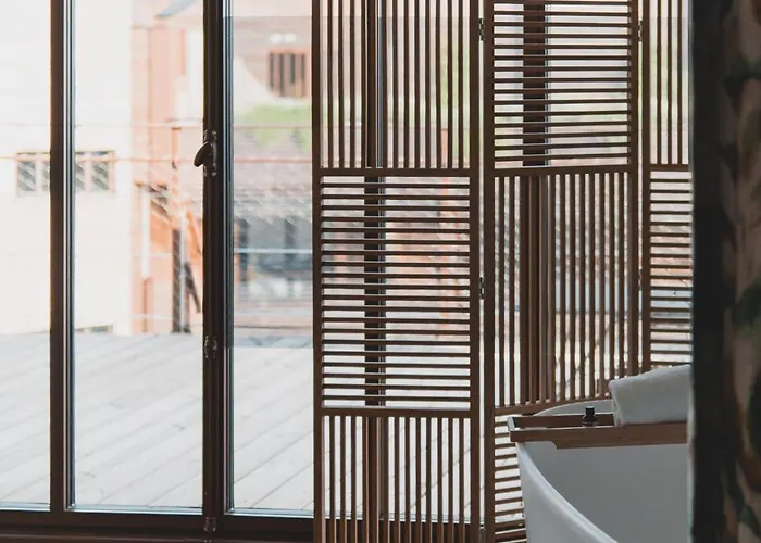 La Zoologie & Szálloda Bordeaux