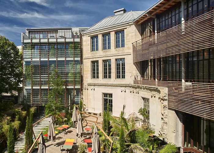 La Zoologie & Szálloda Bordeaux