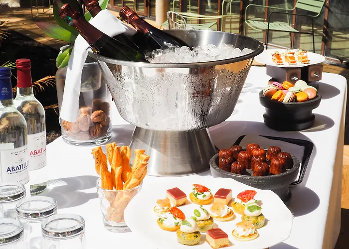 La Zoologie & Szálloda