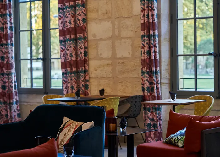 La Zoologie & Szálloda Bordeaux