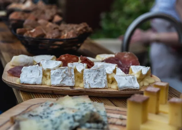 La Zoologie & Szálloda